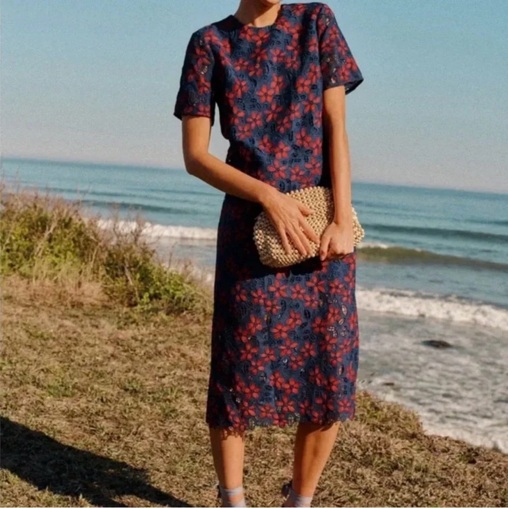 Pomander Place Midnight Floral Lace Seraphina Dress - Tuckernuck - Picture 2 of 7